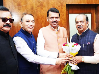 महाराष्ट्र सरकार च्या मंत्री मंडळाचा शपथ ग्रहण समारोह नागपूर येथे संप्पन झाला.